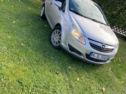 Gebraucht 2012 Opel Corsa Color Edition Limousine | 2.400 € (Fairer Preis)