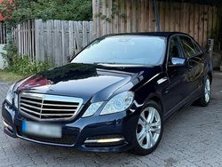 Gebraucht 2010 Mercedes E300 Limousine | 9.950 € (Guter Preis)
