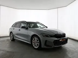 Grau Gebraucht 2023 BMW 330e M Sport Limousine | 35.440 € (Fairer Preis)