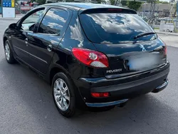 Schwarz Gebraucht 2009 Peugeot 206+ Kleinwagen | 1.750 € (Fairer Preis)