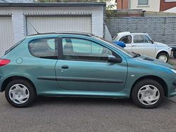 Gebraucht 2002 Peugeot 206 Style Limousine | 1.200 € (Superpreis)