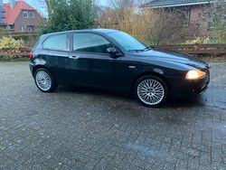 Blau Gebraucht 2008 Alfa Romeo 147 Kleinwagen | 699 € (Superpreis)