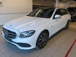 Weiß Gebraucht 2019 Mercedes E300 Avantgarde Limousine | 23.980 € (Etwas zu teuer)