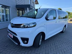 Weiß Gebraucht 2023 Toyota Proace Van | 30.700 € (Etwas zu teuer)
