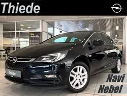 Blau Gebraucht 2019 Opel Astra Edition Limousine | 11.250 € (Fairer Preis)