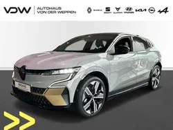 Rafalgrau Gebraucht 2024 Renault Mégane Iconic Limousine | 41.490 € (Teuer)