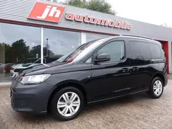 Schwarz Gebraucht 2021 VW Caddy Van / Kleinbus | 21.480 € (Guter Preis)