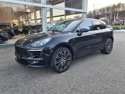 Tiefschwarzmetallic Gebraucht 2015 Porsche Macan S SUV | 25.990 €