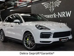 Grau Gebraucht 2019 Porsche Cayenne SUV | 52.970 €
