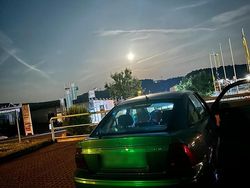 Grün Gebraucht 1999 Opel Vectra Limousine | 1.100 € (Fairer Preis)