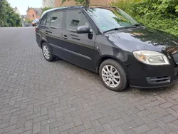 Schwarz Gebraucht 2009 Skoda Fabia Kombi | 1.850 €