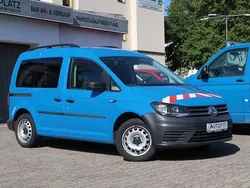 Blau Gebraucht 2016 VW Caddy Van / Kleinbus | 10.750 € (Guter Preis)