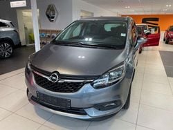 Grau Gebraucht 2018 Opel Zafira Van / Kleinbus | 13.950 € (Fairer Preis)