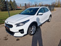Weiß Gebraucht 2020 Kia XCeed Spirit SUV | 18.990 € (Fairer Preis)
