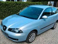 Blau Gebraucht 2005 Seat Ibiza Kleinwagen | 1.450 € (Etwas zu teuer)