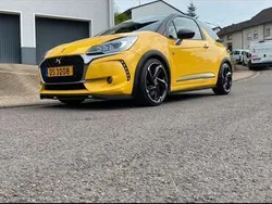 Gelb Gebraucht 2016 Citroën DS3 Limousine | 17.000 €
