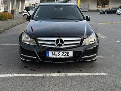Schwarz Gebraucht 2011 Mercedes C200 Avantgarde Limousine | 9.999 € (Fairer Preis)