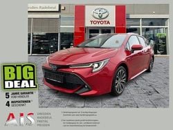 Emotional red 2 Gebraucht 2022 Toyota Corolla Team Kombi | 24.490 € (Guter Preis)
