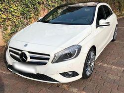 Weiß Gebraucht 2012 Mercedes A200 Style Limousine | 12.990 € (Etwas zu teuer)
