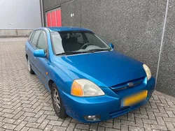 Blau Gebraucht 2003 Kia Rio Kombi | 1.450 €