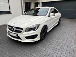 Weiß Gebraucht 2013 Mercedes CLA220 AMG line Limousine | 17.200 € (Etwas zu teuer)