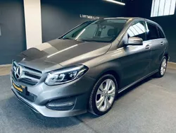 Grau Gebraucht 2015 Mercedes B200 Urban Van / Kleinbus | 15.999 € (Fairer Preis)