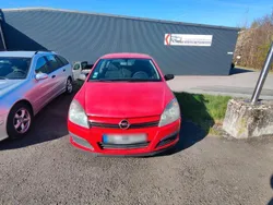 Rot Gebraucht 2004 Opel Astra Kleinwagen | 1.600 € (Guter Preis)