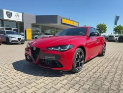Rot Gebraucht 2023 Alfa Romeo Giulia Competizione Limousine | 40.650 € (Fairer Preis)