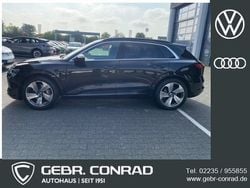 Mythosschwarz metallic Gebraucht 2019 Audi e-tron Sport SUV | 29.789 € (Guter Preis)
