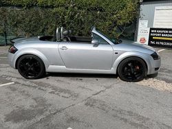 Silber Gebraucht 2001 Audi TT Roadster Cabrio | 9.500 € (Etwas zu teuer)