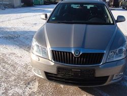 Gold Gebraucht 2013 Skoda Octavia Elegance Kombi | 6.490 € (Superpreis)