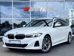 Alpinweiss iii Gebraucht 2024 BMW 318 Shadowline Kombi | 31.590 € (Superpreis)