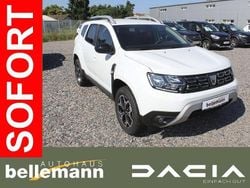 Weiß Gebraucht 2021 Dacia Duster Prestige Limousine | 15.880 € (Etwas zu teuer)