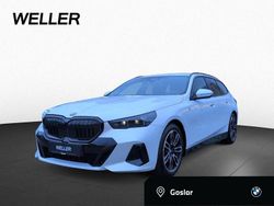 Mineralweiß Gebraucht 2024 BMW 540 M Sport Kombi | 61.450 € (Fairer Preis)
