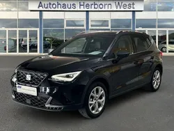 Mythosschwarz metallic / dach Gebraucht 2024 Seat Arona FR SUV | 18.950 € (Guter Preis)
