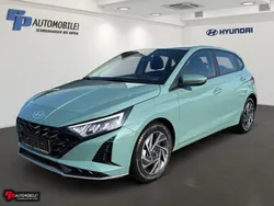 Grün Neu 2024 Hyundai i20 Trend Limousine | 22.990 € (Fairer Preis)