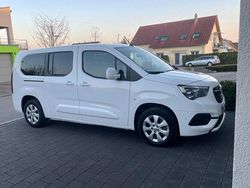 Weiß Gebraucht 2019 Opel Combo Van / Kleinbus | 15.300 € (Fairer Preis)
