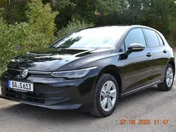 Schwarz Gebraucht 2024 VW Golf VIII Life Limousine | 23.919 € (Guter Preis)