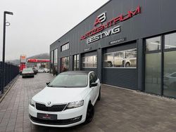 Weiß Gebraucht 2018 Skoda Rapid Ambition Limousine | 13.995 € (Fairer Preis)