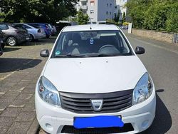Gebraucht 2010 Dacia Sandero Limousine | 2.100 € (Fairer Preis)