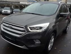 Magneticgrau (metallic) Gebraucht 2019 Ford Kuga SUV | 15.940 € (Guter Preis)