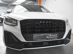 Weiß Gebraucht 2021 Audi Q2 S-Line SUV | 19.480 € (Guter Preis)