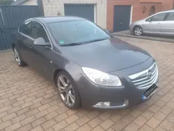 Grau Gebraucht 2010 Opel Insignia Sport Limousine | 5.900 € (Etwas zu teuer)