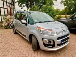 Silber Gebraucht 2013 Citroën C3 Picasso Tendance Van / Kleinbus | 7.650 € (Etwas zu teuer)