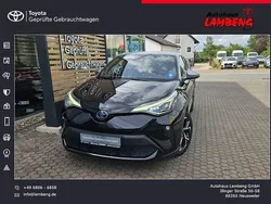 Mysticschwarz mica / dach metalstreamgra Gebraucht 2020 Toyota C-HR Team SUV | 22.990 € (Fairer Preis)