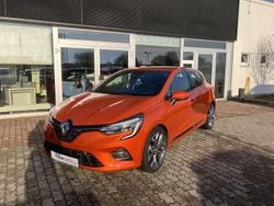 Valenciaorange metallic Gebraucht 2019 Renault Clio IV Intens Limousine | 12.979 € (Fairer Preis)