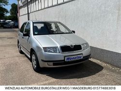 Silber Gebraucht 2000 Skoda Fabia Kleinwagen | 2.450 € (Etwas zu teuer)
