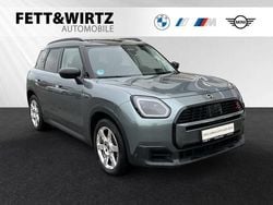 Smokey green metallic Gebraucht 2024 Mini Countryman SUV | 32.290 € (Guter Preis)