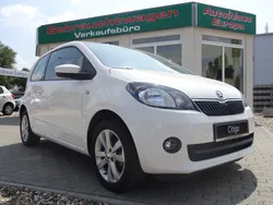 Weiß Gebraucht 2013 Skoda Citigo Elegance Kleinwagen | 8.450 € (Etwas zu teuer)