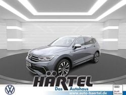 Platinum grey, metallic Gebraucht 2022 VW Tiguan Allspace R-line SUV | 39.700 € (Fairer Preis)